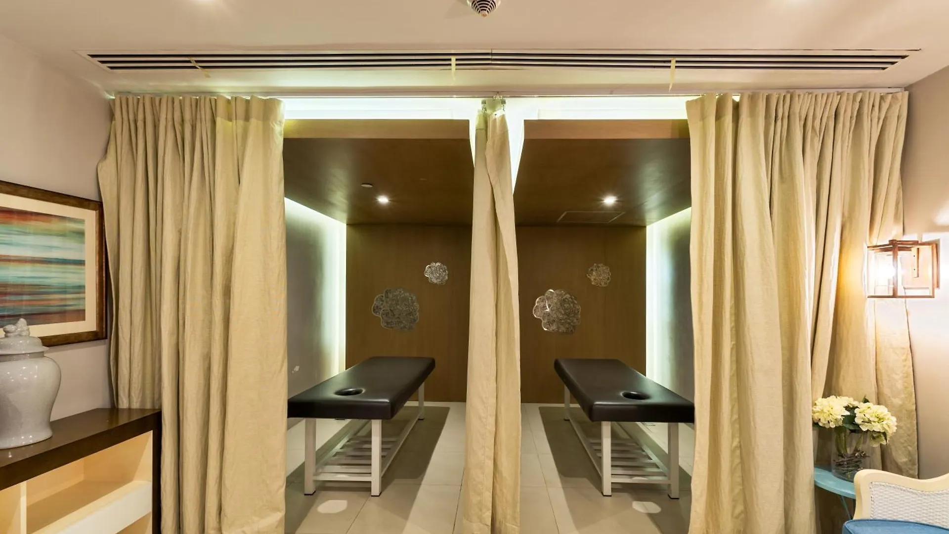 Tropicalia Family Suite Manila Philippines