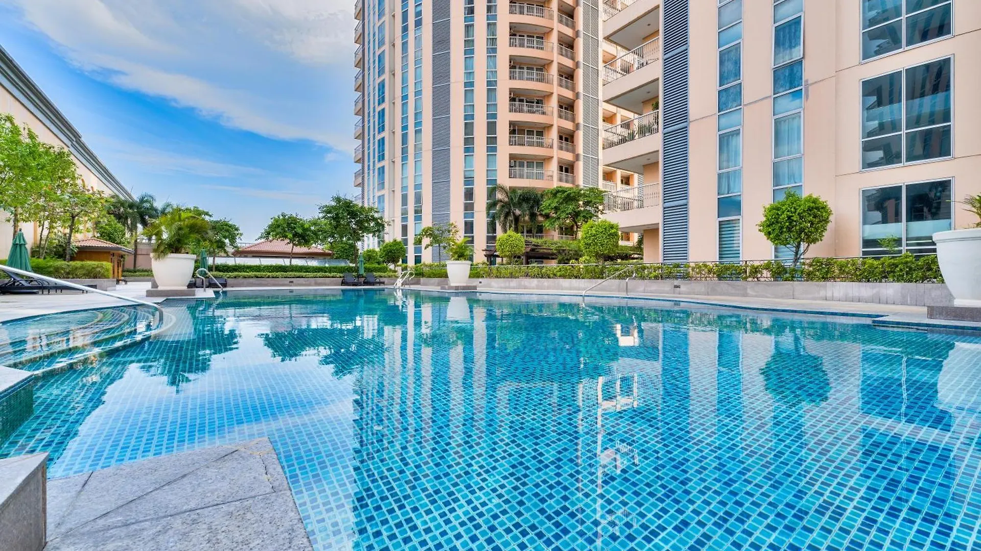Apartment Tropicalia Family Suite Manila